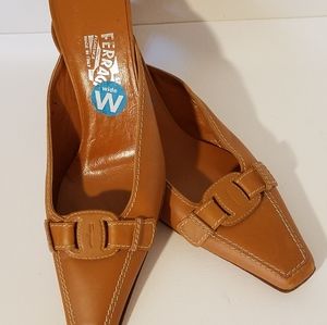 Salvatore Ferragamo Brown Leather‎ Short Heels E552